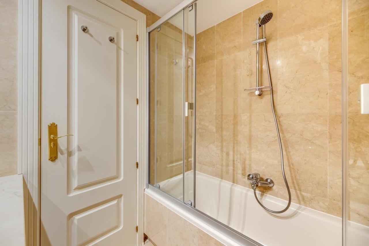 Apartamento Senorio De Aloha In Puerto Banus Marbella